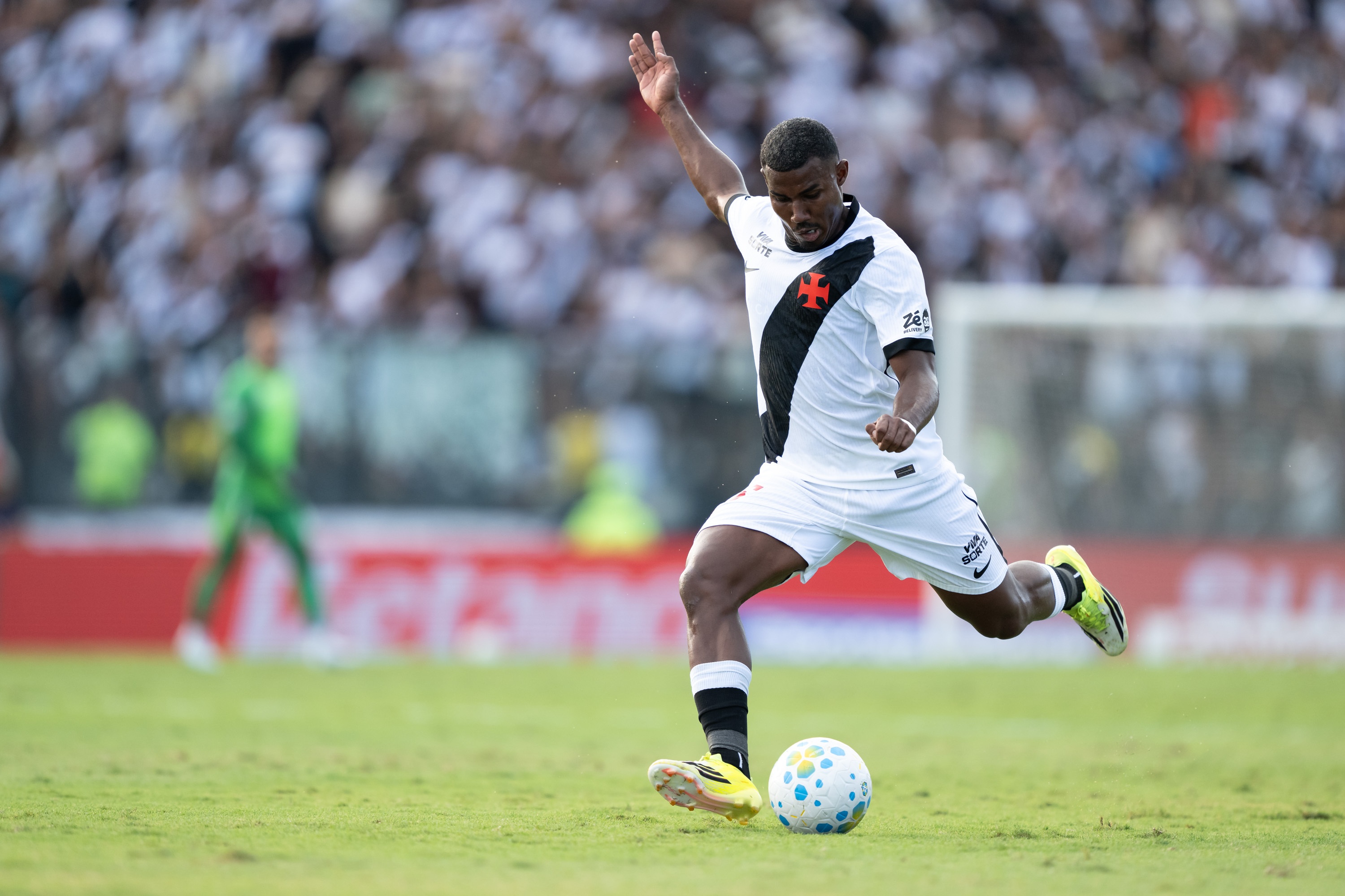 开云应用-巴媒：多特和药厂有意瓦斯科达伽马后卫库巴亚诺，已进行接触